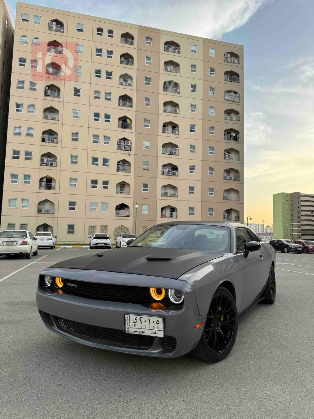 Dodge Challenger